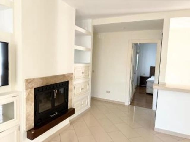 Piso de 3 habitaciones en Los Naranjos, Marbella en venta con piscina - 446.250 € (Ref: 8827629)