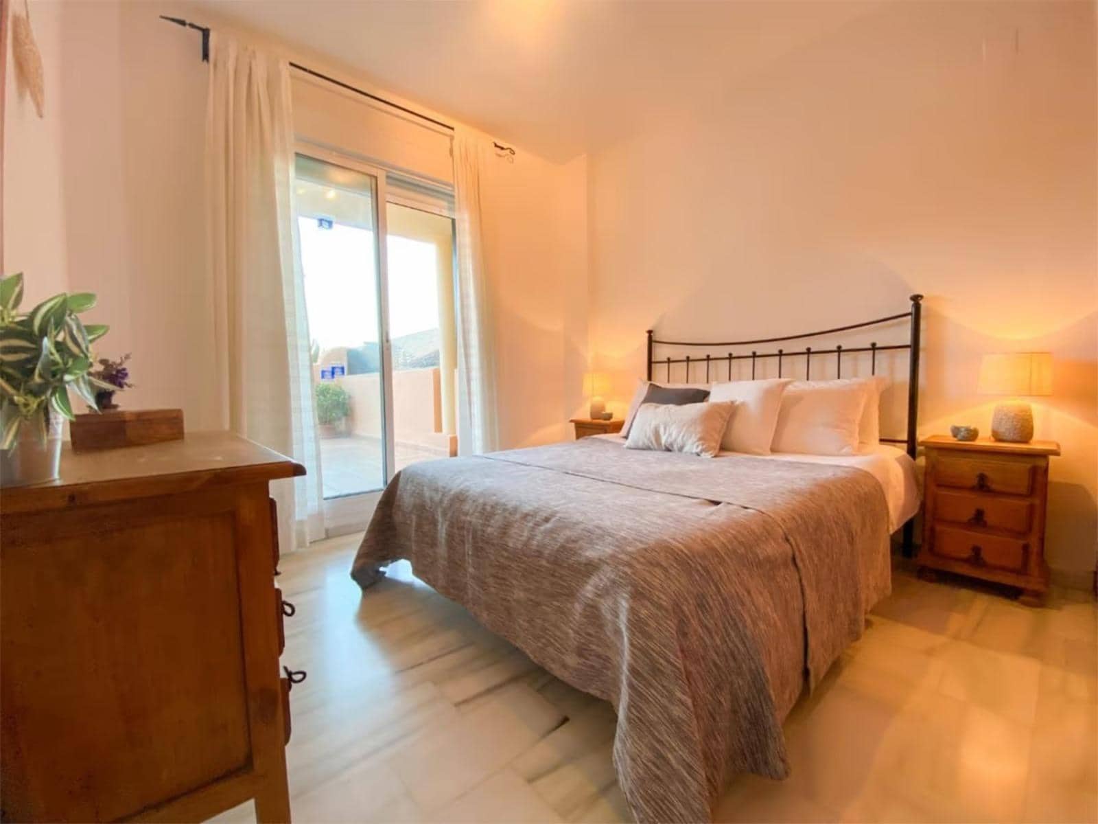Apartamento de 2 habitaciones en Mijas en venta con piscina garaje - 325.000 € (Ref: 8839177)