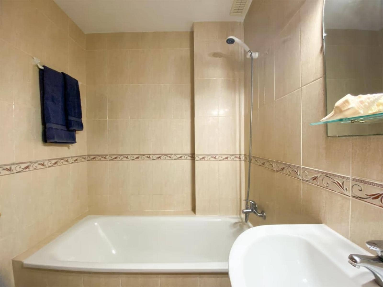 Apartamento de 2 habitaciones en Mijas en venta con piscina garaje - 325.000 € (Ref: 8839177)