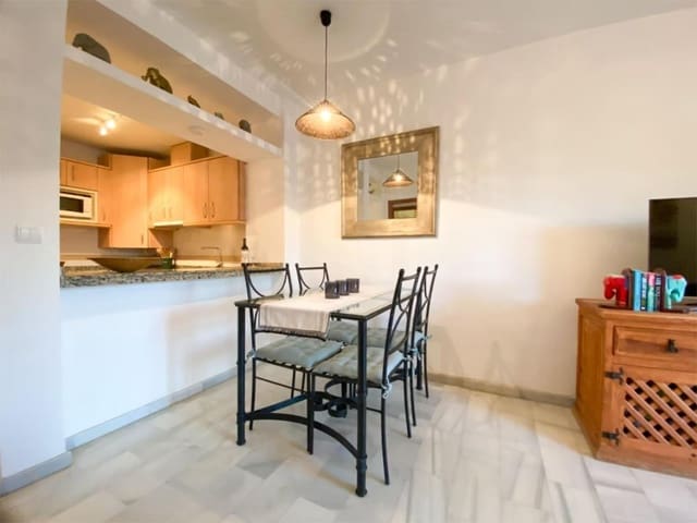 Apartamento de 2 habitaciones en Mijas en venta con piscina garaje - 325.000 € (Ref: 8839177)