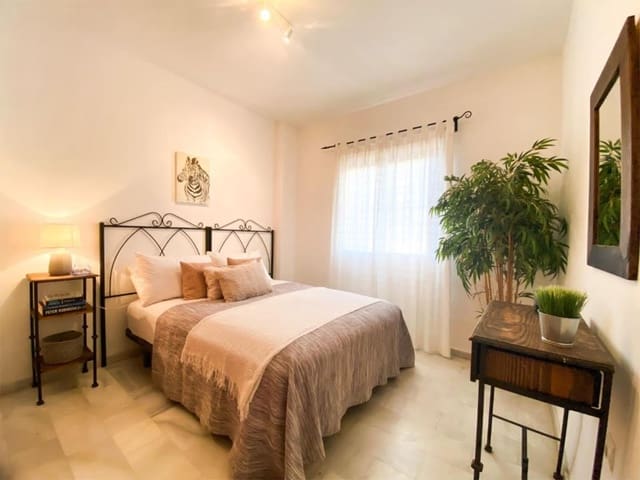 Apartamento de 2 habitaciones en Mijas en venta con piscina garaje - 325.000 € (Ref: 8839177)