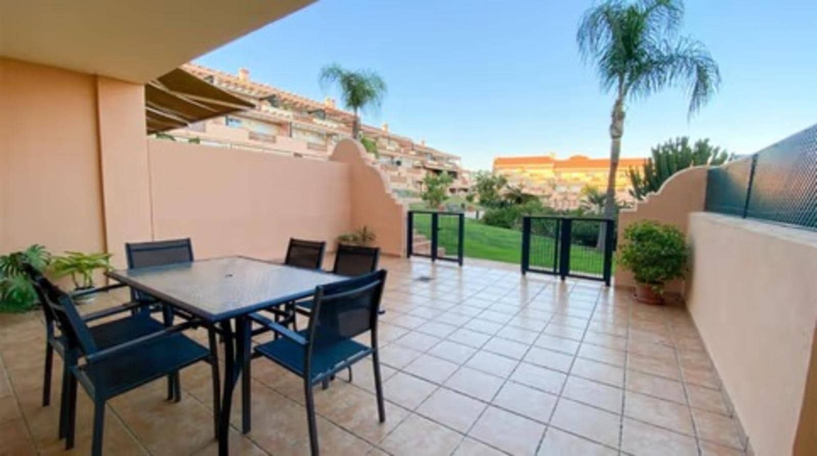 Apartamento de 2 habitaciones en Mijas en venta con piscina garaje - 325.000 € (Ref: 8839177)