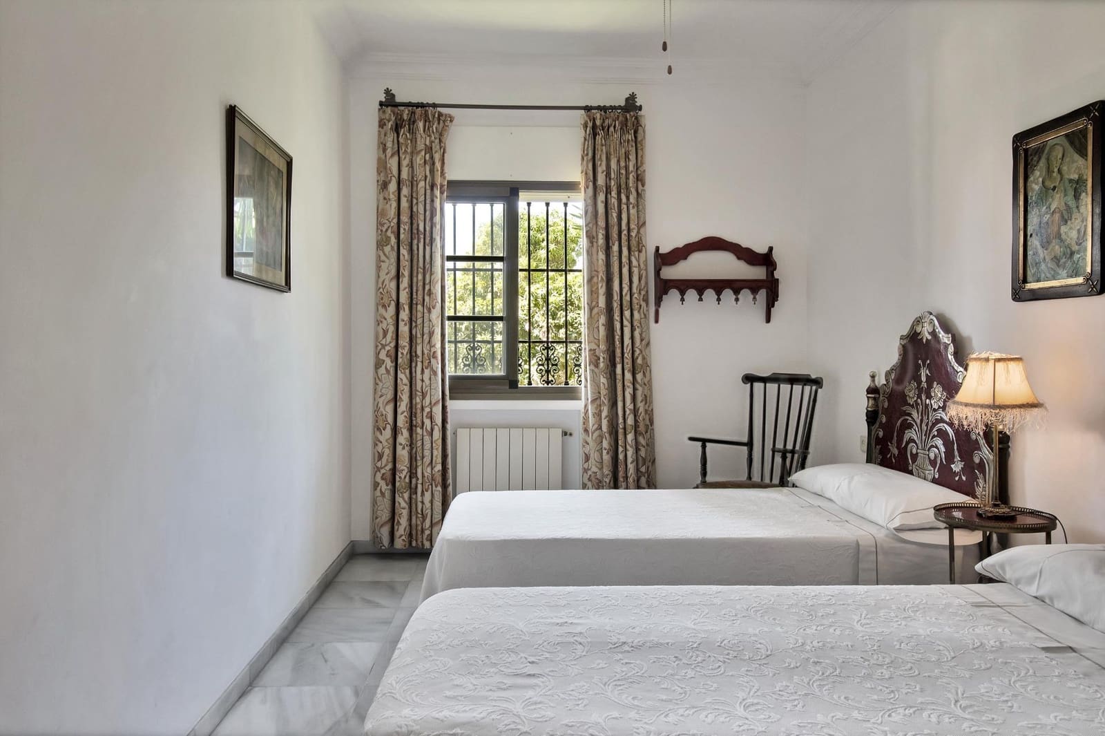 Chalet de 5 habitaciones en Marbella en venta con piscina garaje - 2.700.000 € (Ref: 8843349)