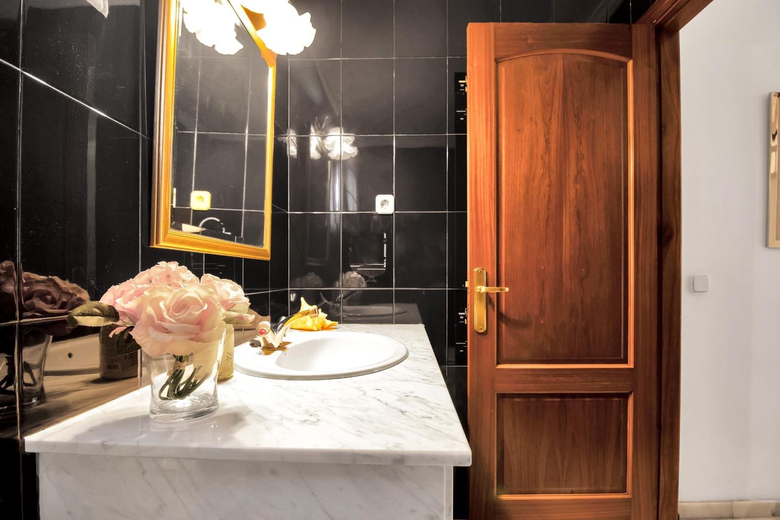 Chalet de 5 habitaciones en Marbella en venta con piscina garaje - 2.700.000 € (Ref: 8843349)