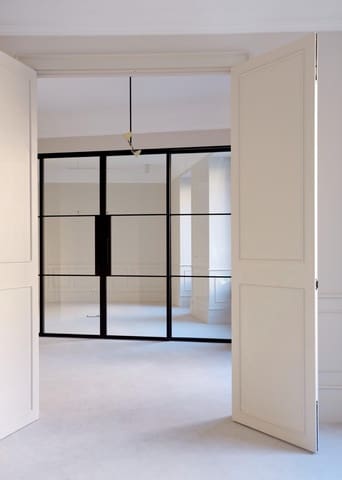 Kommersiell til salgs i Chamberí, Madrid by - € 1 500 000 (Ref: 8849649)