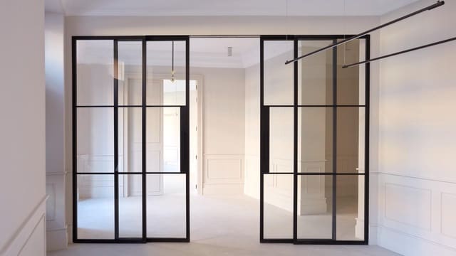 Kommersiell til salgs i Chamberí, Madrid by - € 1 500 000 (Ref: 8849649)