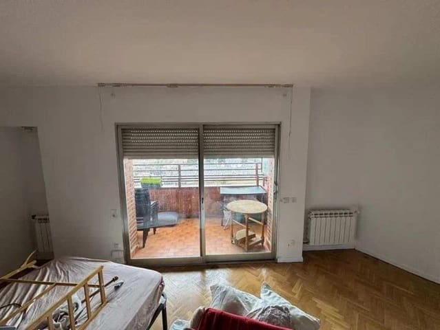 4 bedroom Penthouse for sale in Vista Alegre, Madrid city with pool garage - € 480,000 (Ref: 8851747)