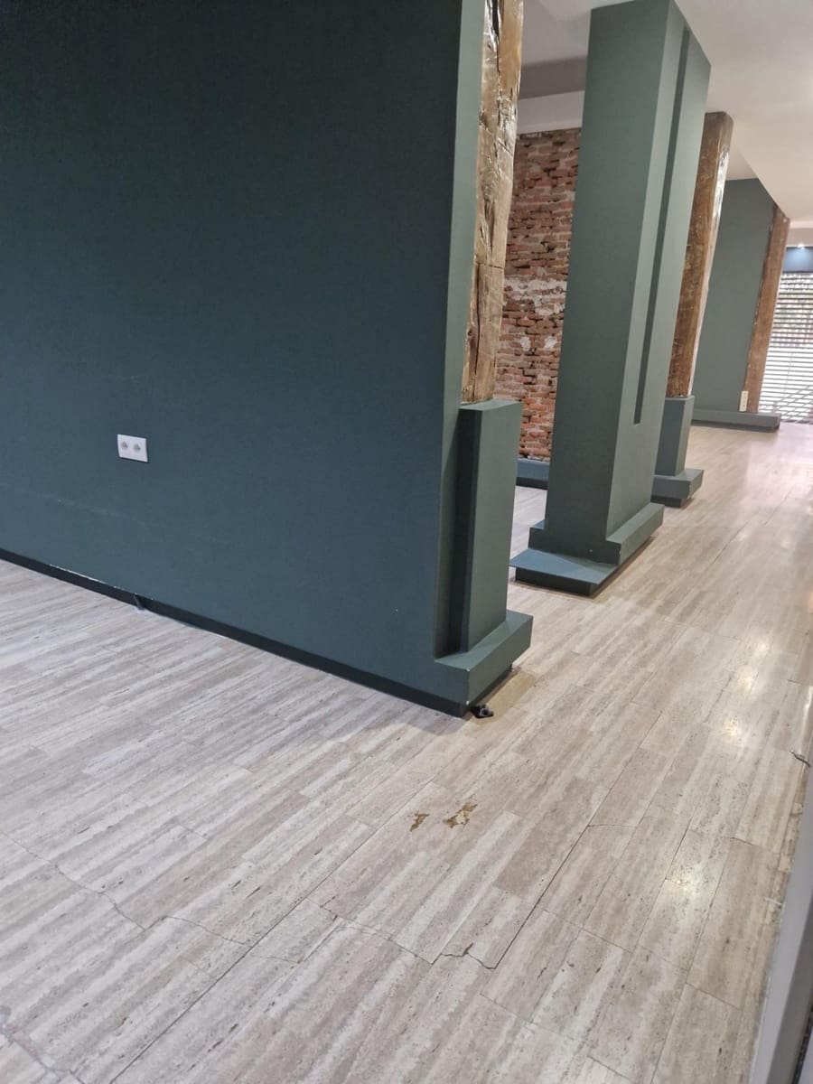 Erhverv til salg i Madrid by - € 1.050.000 (Ref: 8855138)