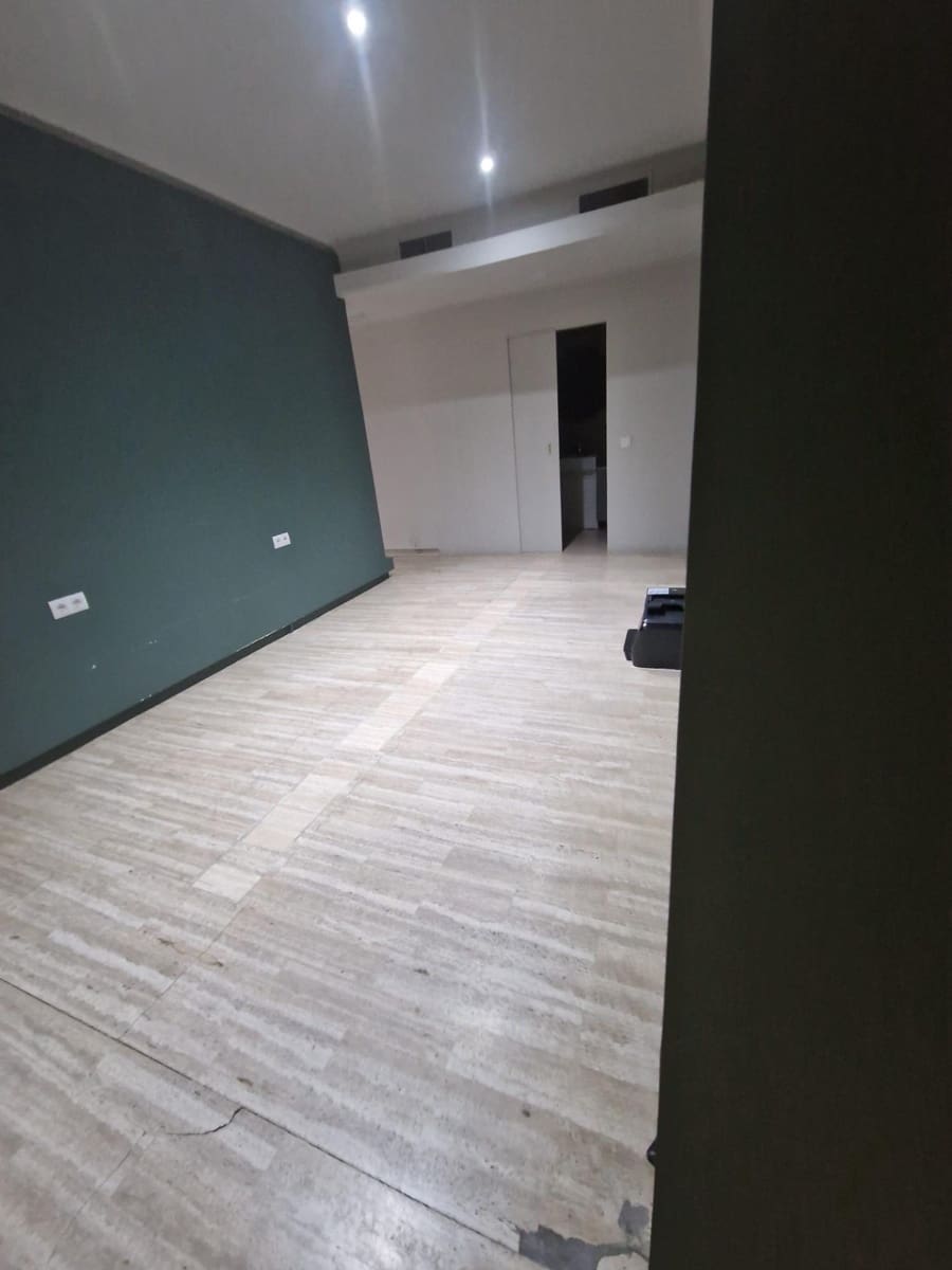 Erhverv til salg i Madrid by - € 1.050.000 (Ref: 8855138)