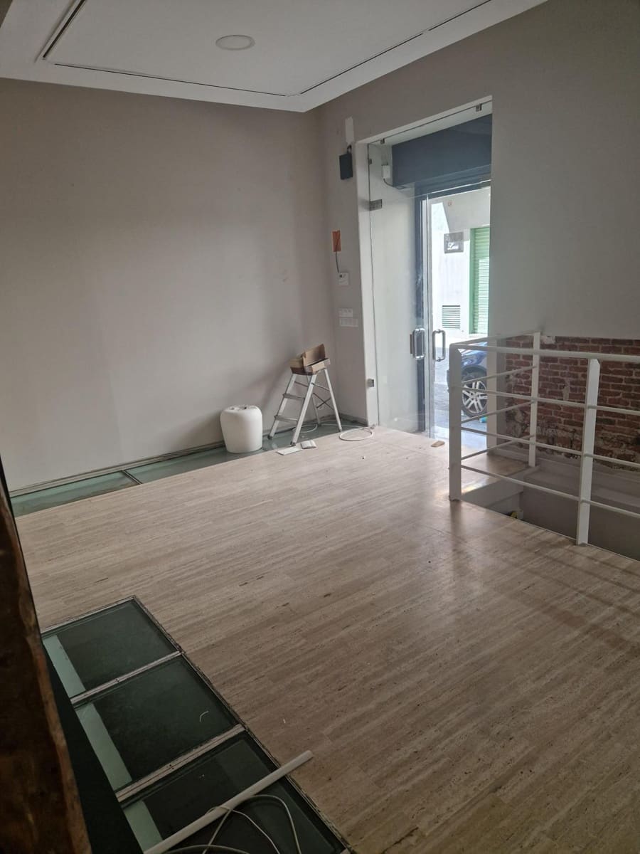 Erhverv til salg i Madrid by - € 1.050.000 (Ref: 8855138)