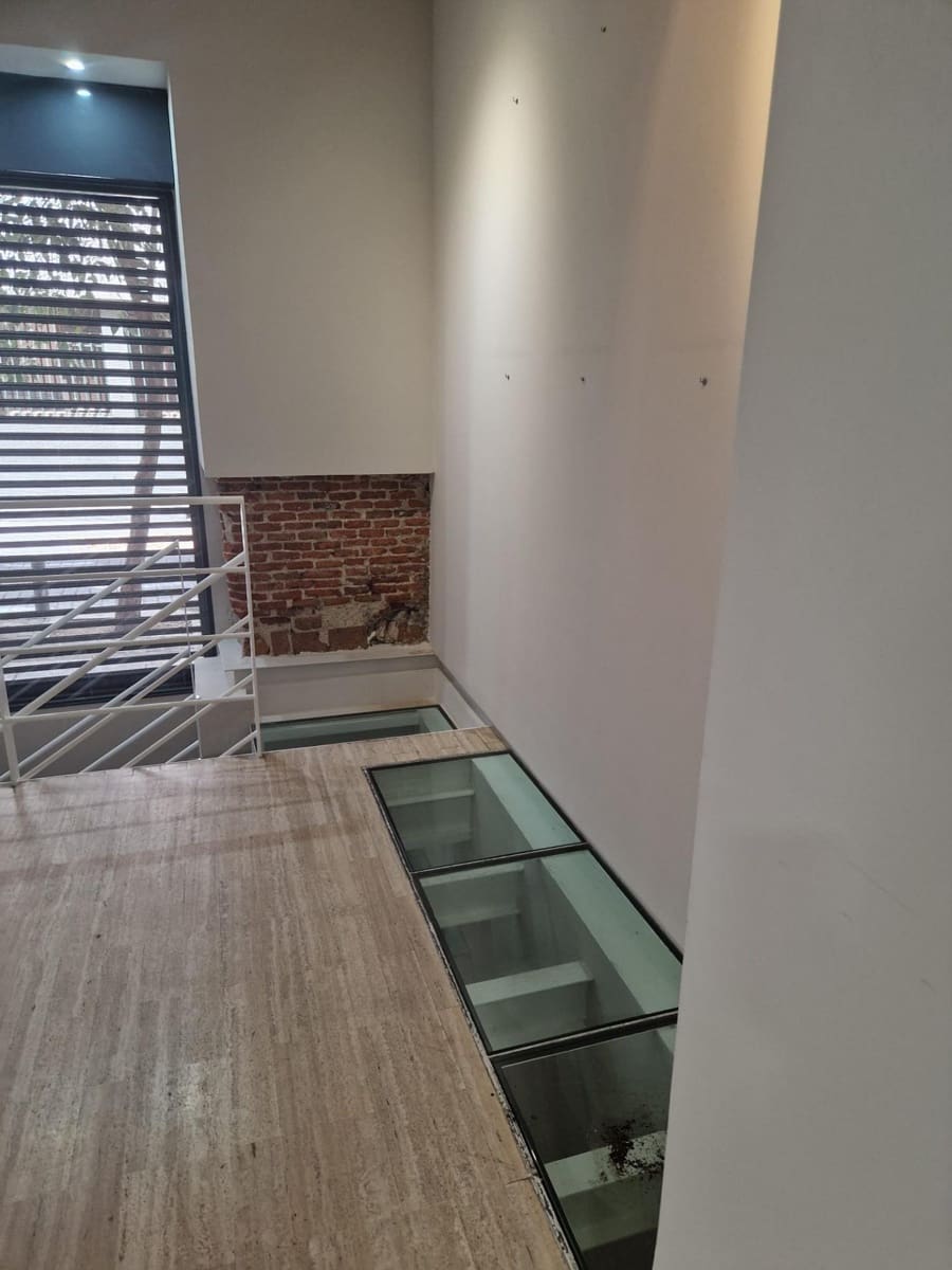 Erhverv til salg i Madrid by - € 1.050.000 (Ref: 8855138)