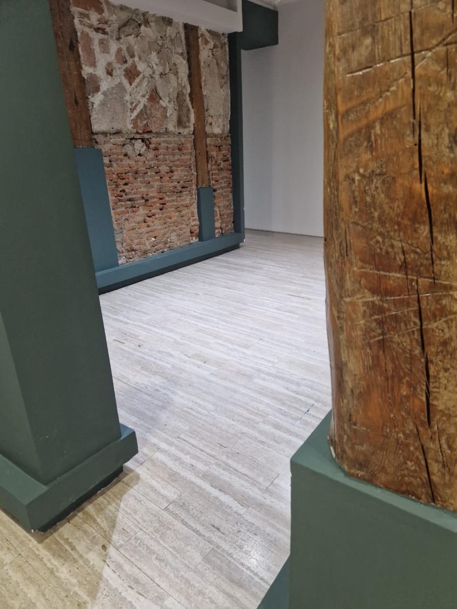 Erhverv til salg i Madrid by - € 1.050.000 (Ref: 8855138)