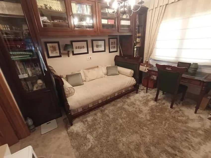 5 soverom Kjedet enebolig til salgs i Marbella med svømmebasseng garasje - € 1 275 000 (Ref: 8881699)