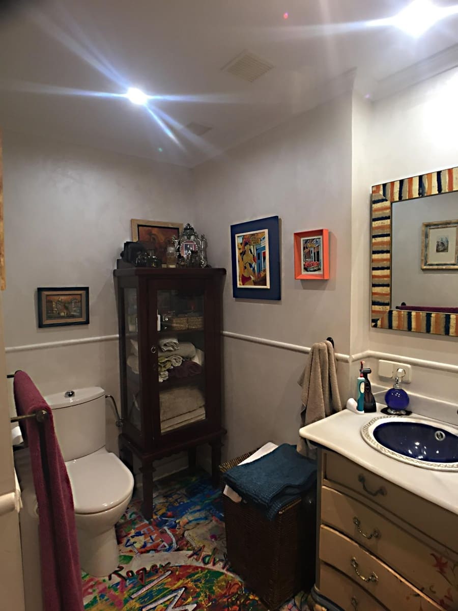 2 bedroom Apartment for sale in Salamanca city with pool garage - € 229,000 (Ref: 8885986)
