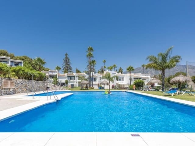 2 soverom Leilighet til salgs i Aloha Golf, Marbella med svømmebasseng garasje - € 495 000 (Ref: 8894970)