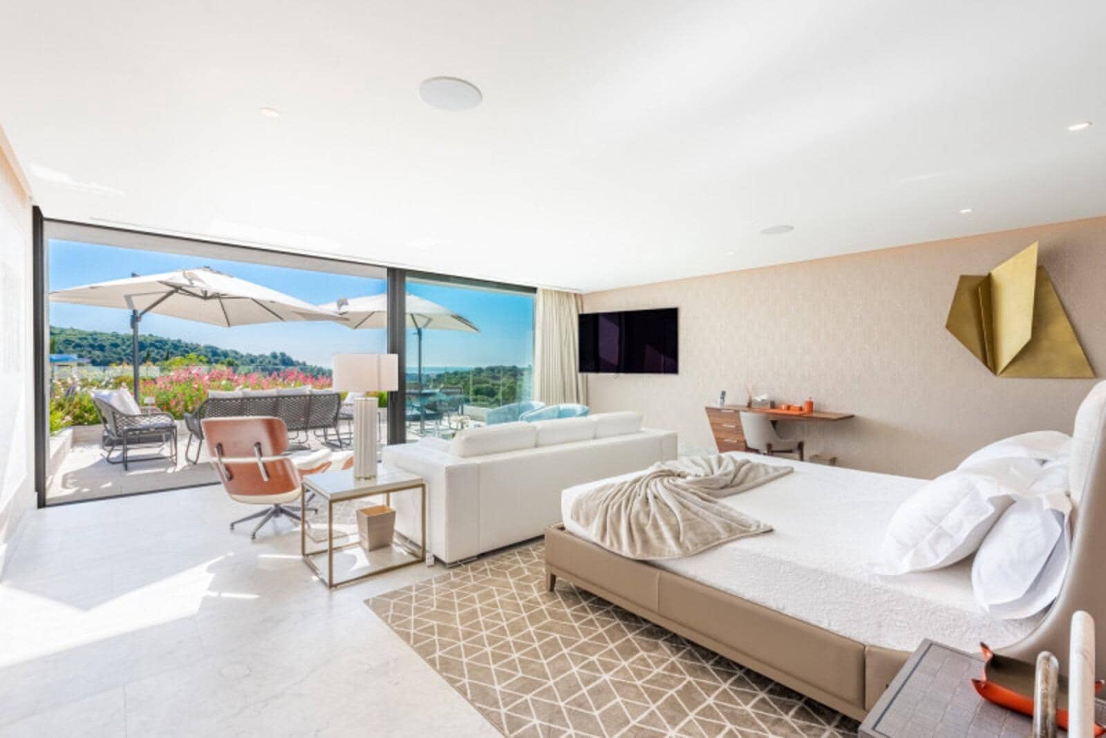 5 sypialnia Willa na sprzedaż w Sotogrande z basenem garażem - 13 900 000 € (Ref: 8896853)