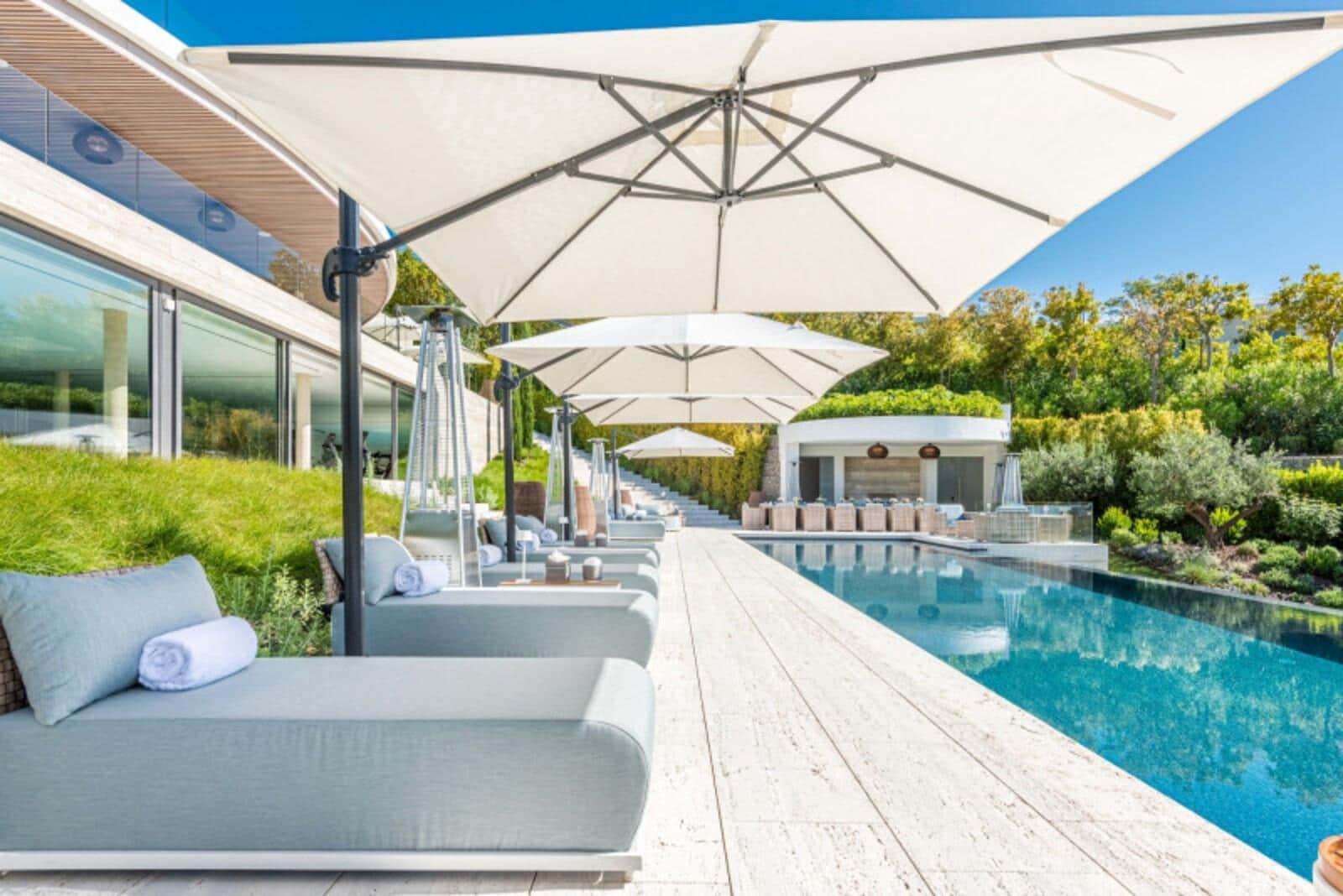 5 sypialnia Willa na sprzedaż w Sotogrande z basenem garażem - 13 900 000 € (Ref: 8896853)