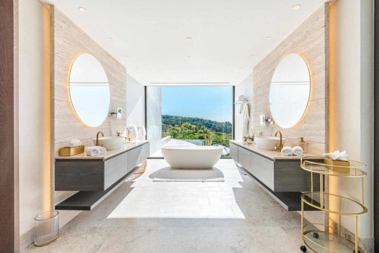 5 sypialnia Willa na sprzedaż w Sotogrande z basenem garażem - 13 900 000 € (Ref: 8896853)