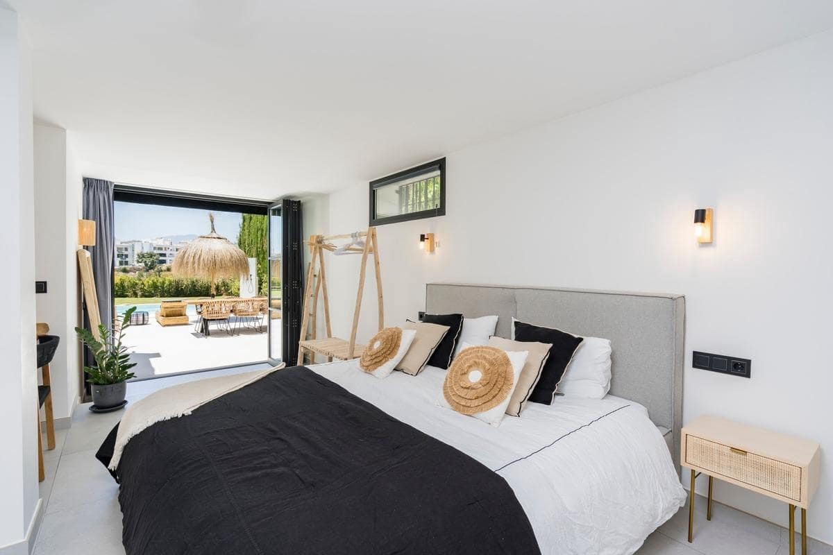 Chalet de 6 habitaciones en Benahavís en venta con piscina garaje - 2.995.000 € (Ref: 8896856)