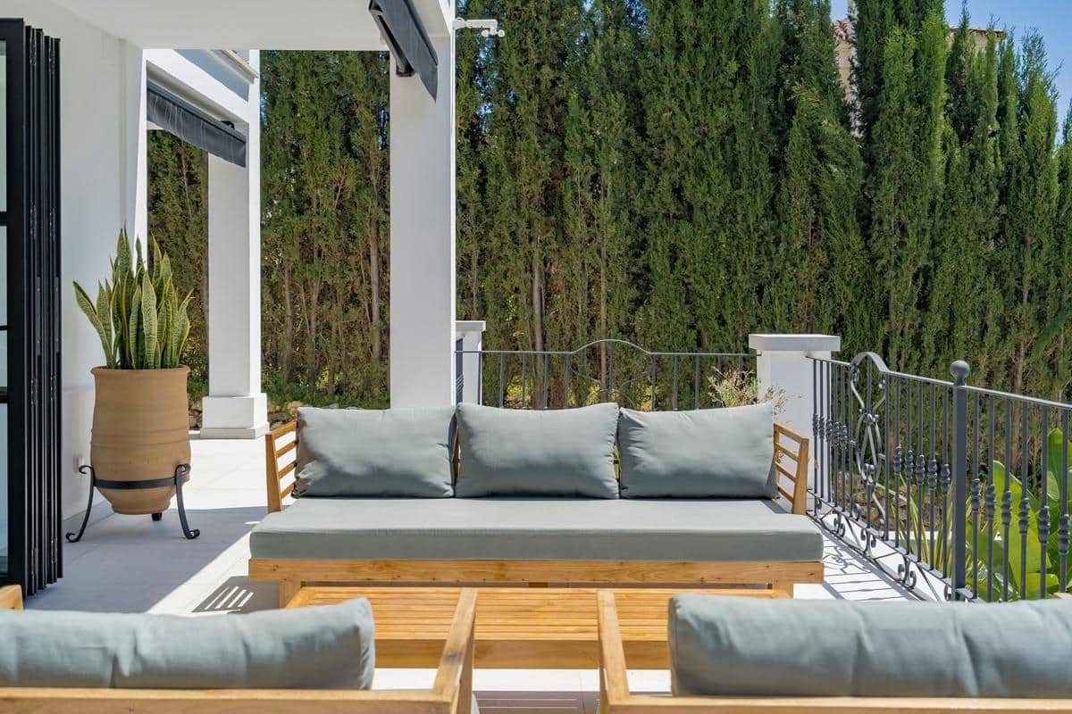 Chalet de 6 habitaciones en Benahavís en venta con piscina garaje - 2.995.000 € (Ref: 8896856)