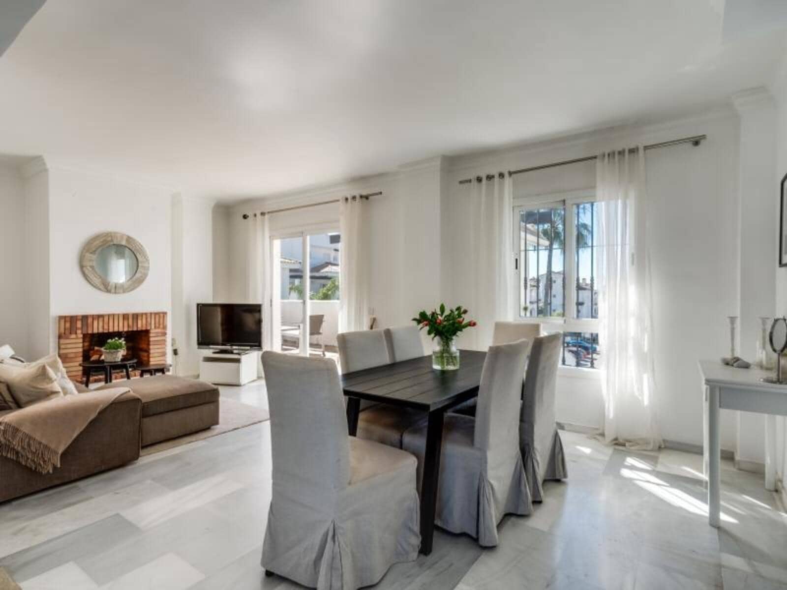 Ático de 3 habitaciones en Marbella en venta con piscina garaje - 575.000 € (Ref: 8896857)