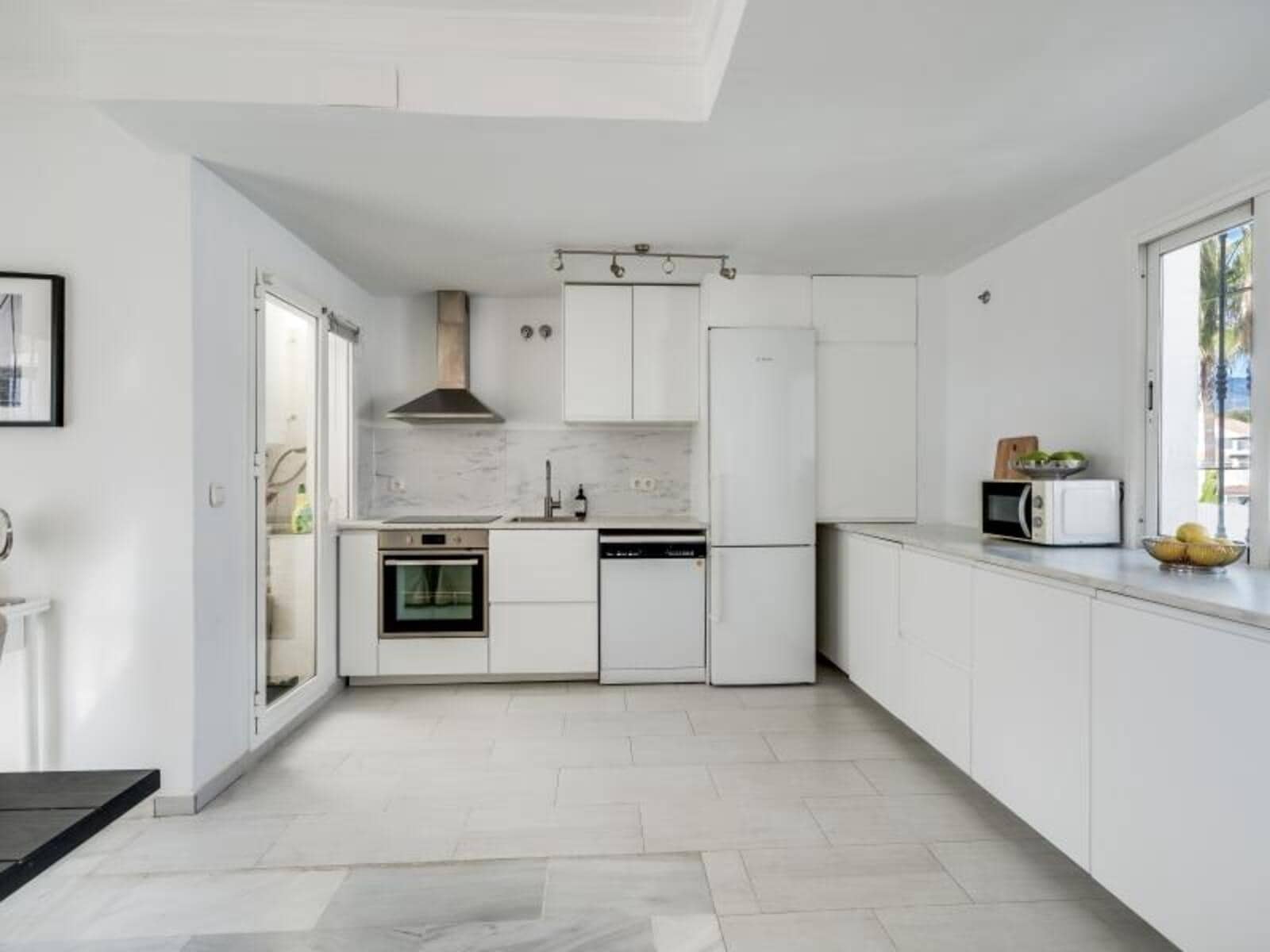 Ático de 3 habitaciones en Marbella en venta con piscina garaje - 575.000 € (Ref: 8896857)