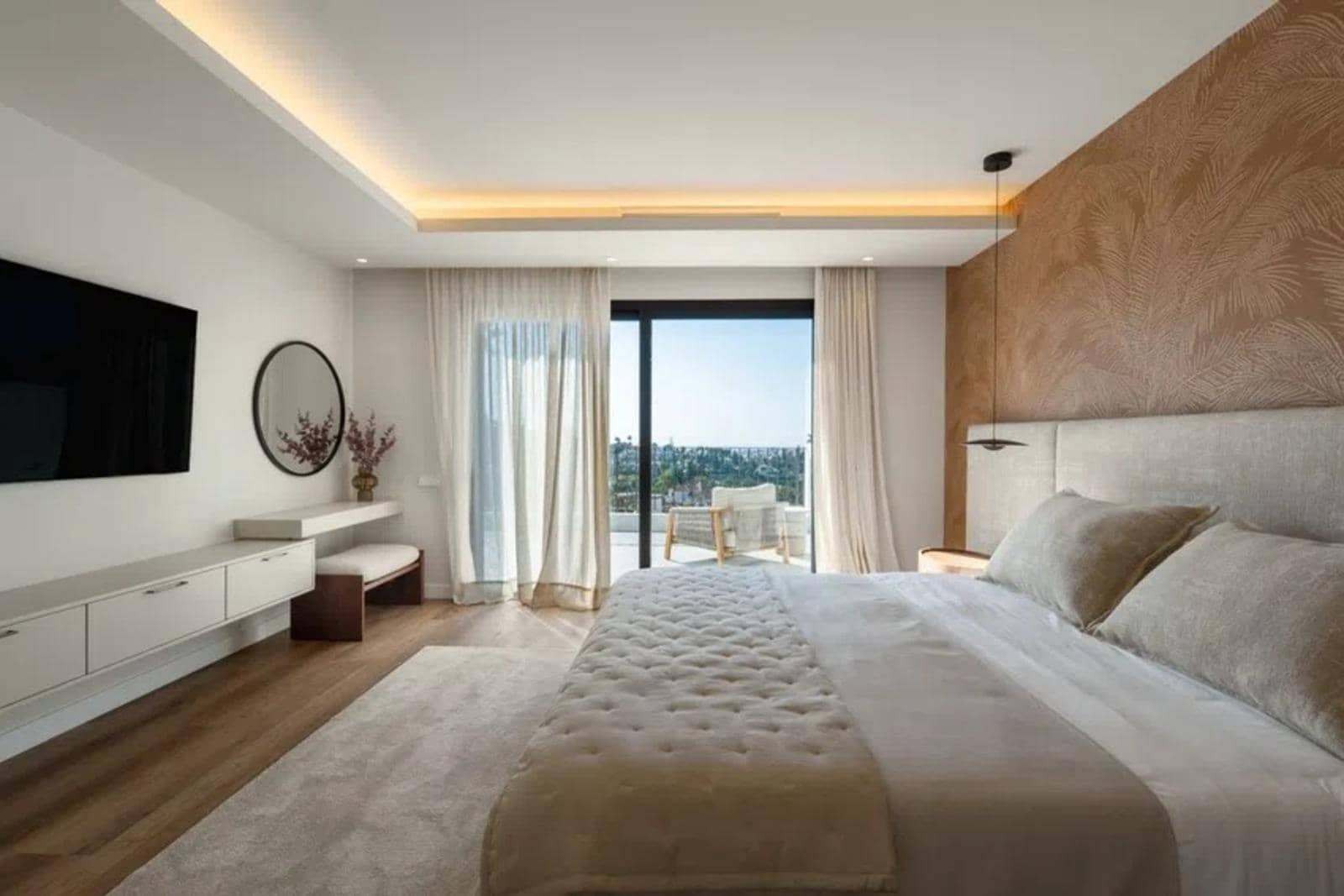 5 makuuhuone Huvila myytävänä paikassa Nueva Andalucia mukana uima-altaan 
autotalli - 5 250 000 € (Ref: 8900217)