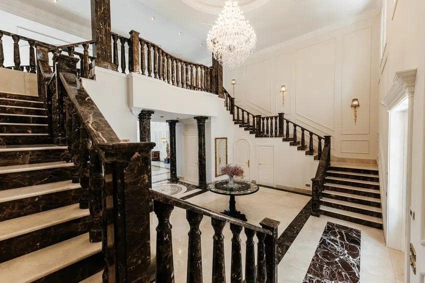 7 bedroom Villa for sale in Golden Mile with pool garage - € 16,000,000 (Ref: 8907534)