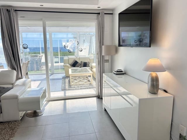 3 soverom Villa til salgs i Estepona med svømmebasseng garasje - € 1 650 000 (Ref: 8911140)