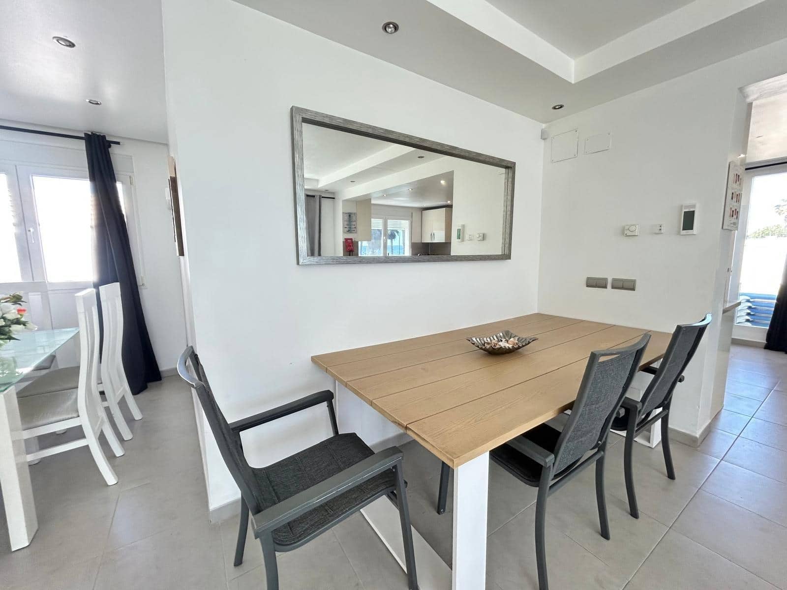 3 soverom Villa til salgs i Estepona med svømmebasseng garasje - € 1 650 000 (Ref: 8911140)