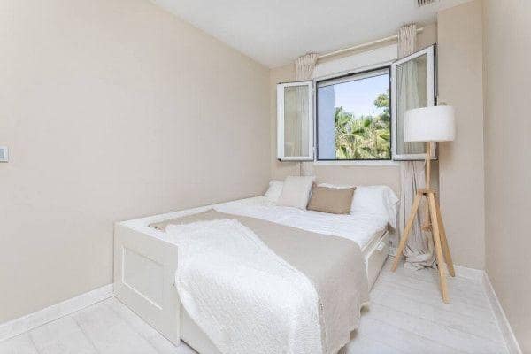 Piso de 3 habitaciones en Marbella en venta con garaje - 1.300.000 € (Ref: 8911142)