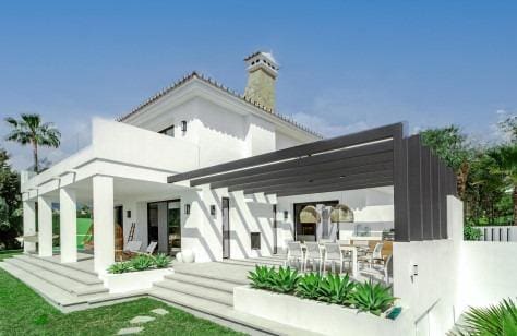 8 soveværelse Villa til salg i Marbella med swimmingpool garage - € 3.750.000 (Ref: 8921349)