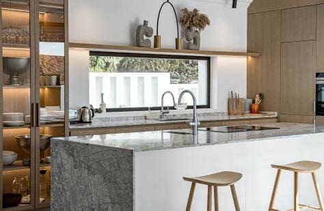 8 soveværelse Villa til salg i Marbella med swimmingpool garage - € 3.750.000 (Ref: 8921349)