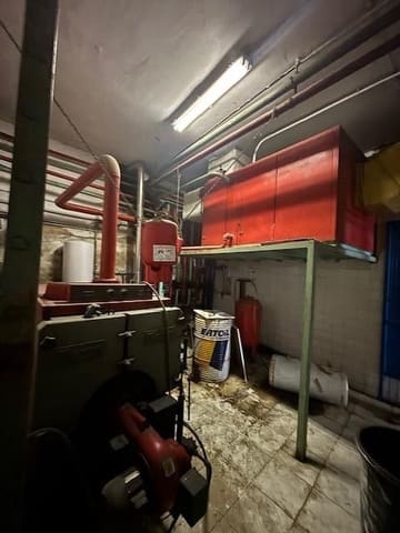 Business for sale in Zaratán with garage - € 750,000 (Ref: 8968368)