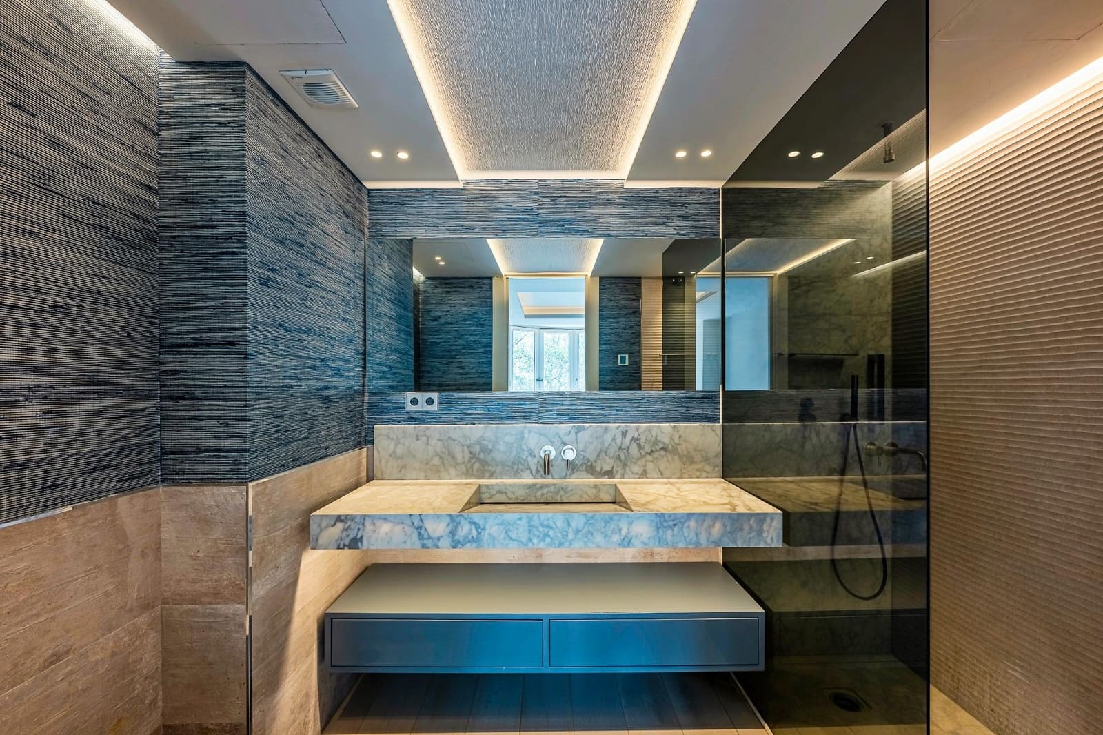 2 slaapkamer Flat te koop in Marbella met zwembad garage - € 1.650.000 (Ref: 9009084)