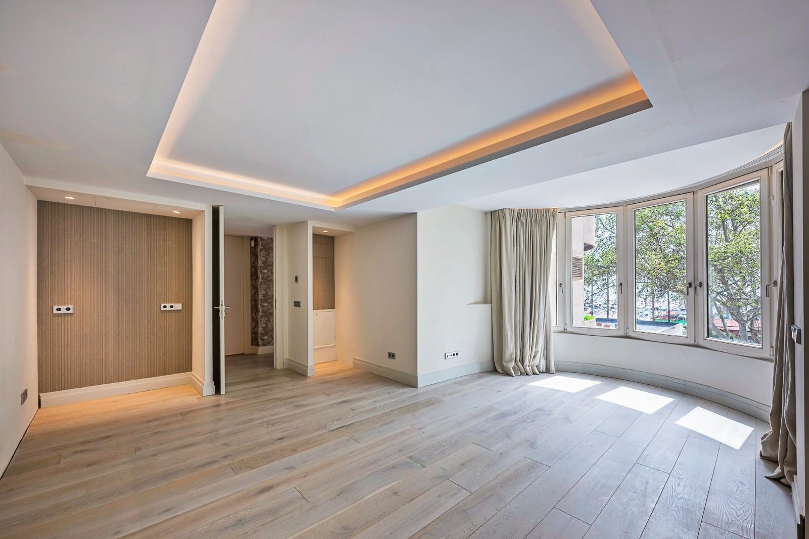 2 slaapkamer Flat te koop in Marbella met zwembad garage - € 1.650.000 (Ref: 9009084)