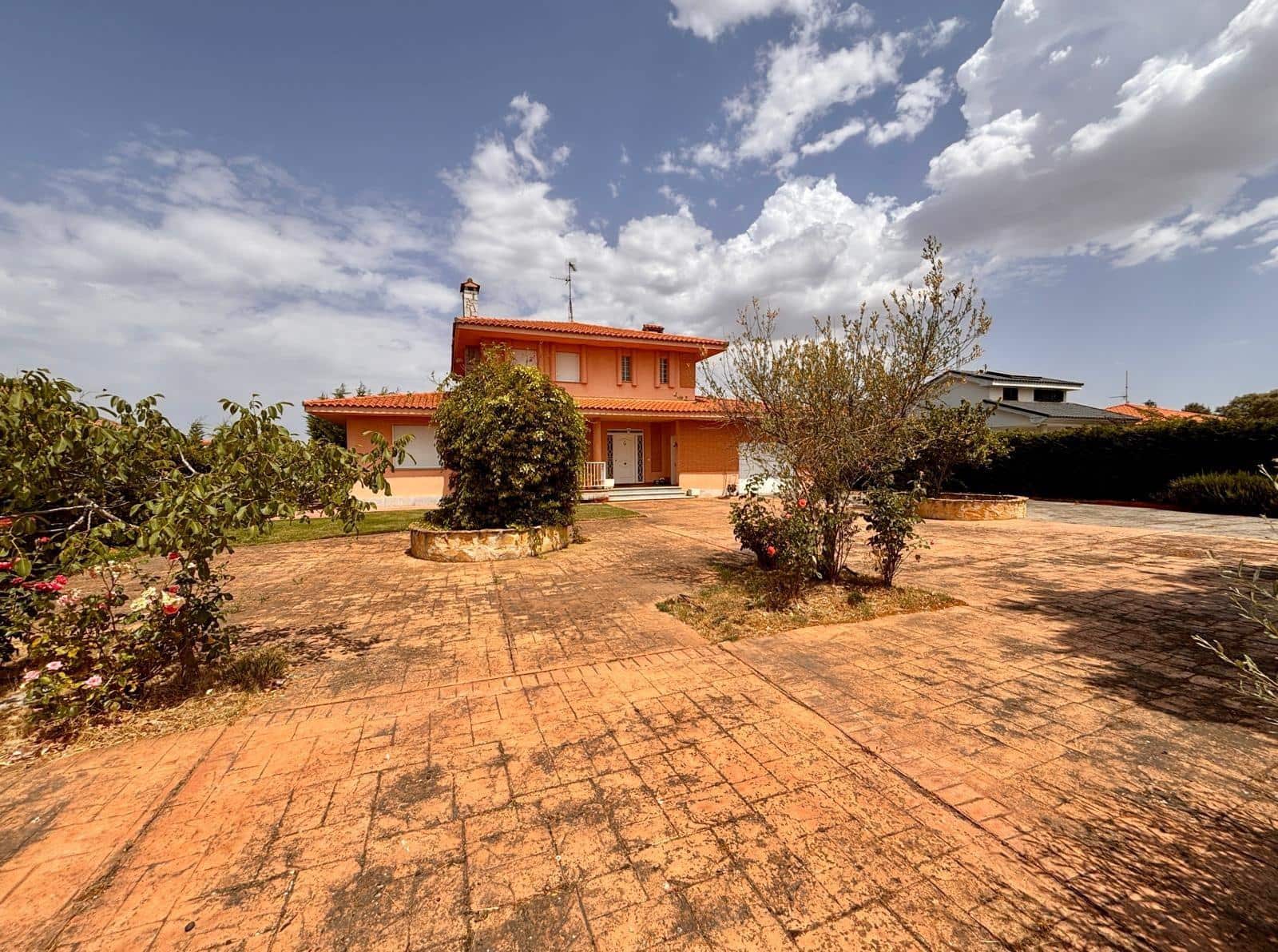 5 soveværelse Villa til salg i Buenavista med garage - € 279.000 (Ref: 9085306)