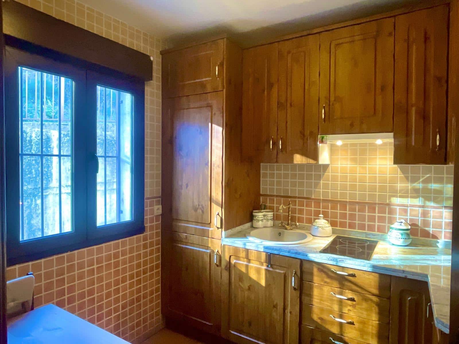 2 bedroom Villa for sale in Candelario with garage - € 168,000 (Ref: 9157941)