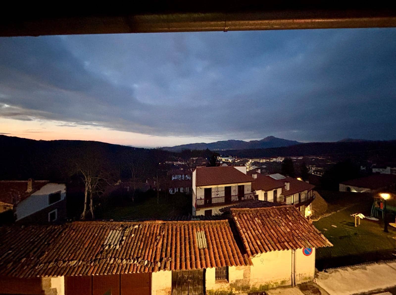 2 makuuhuone Huoneisto myytävänä paikassa Candelario mukana 
autotalli - 168 000 € (Ref: 9157941)