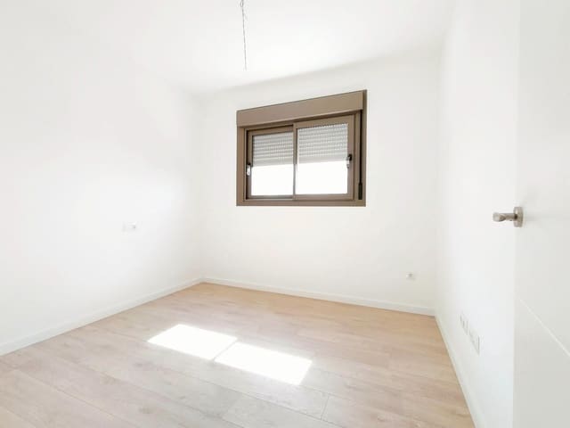 Piso de 3 habitaciones en Las Flores, Mijas en venta con piscina - 326.000 € (Ref: 9161041)