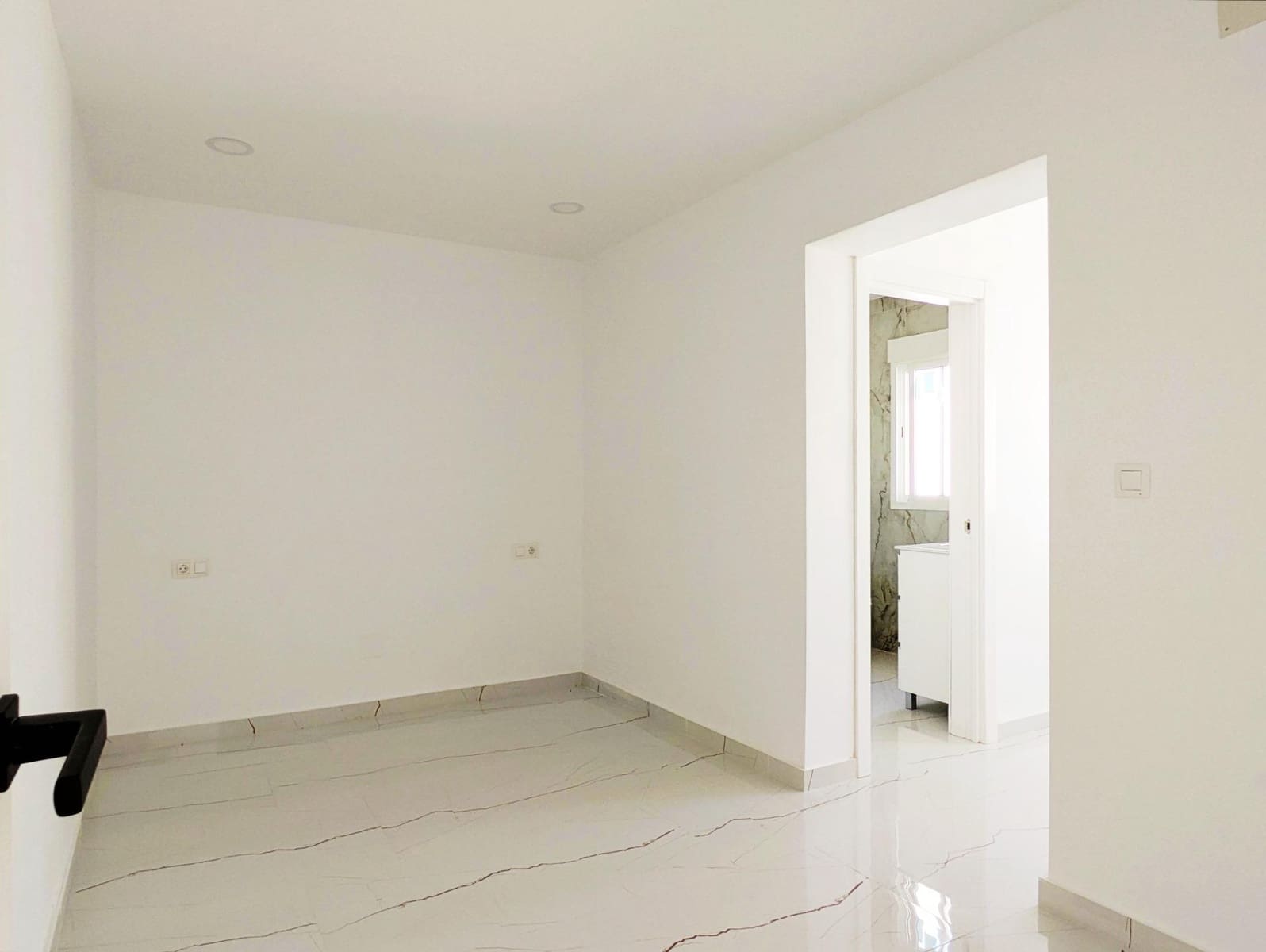 5 soveværelse Villa til salg i Alhaurin el Grande - € 450.000 (Ref: 9236919)