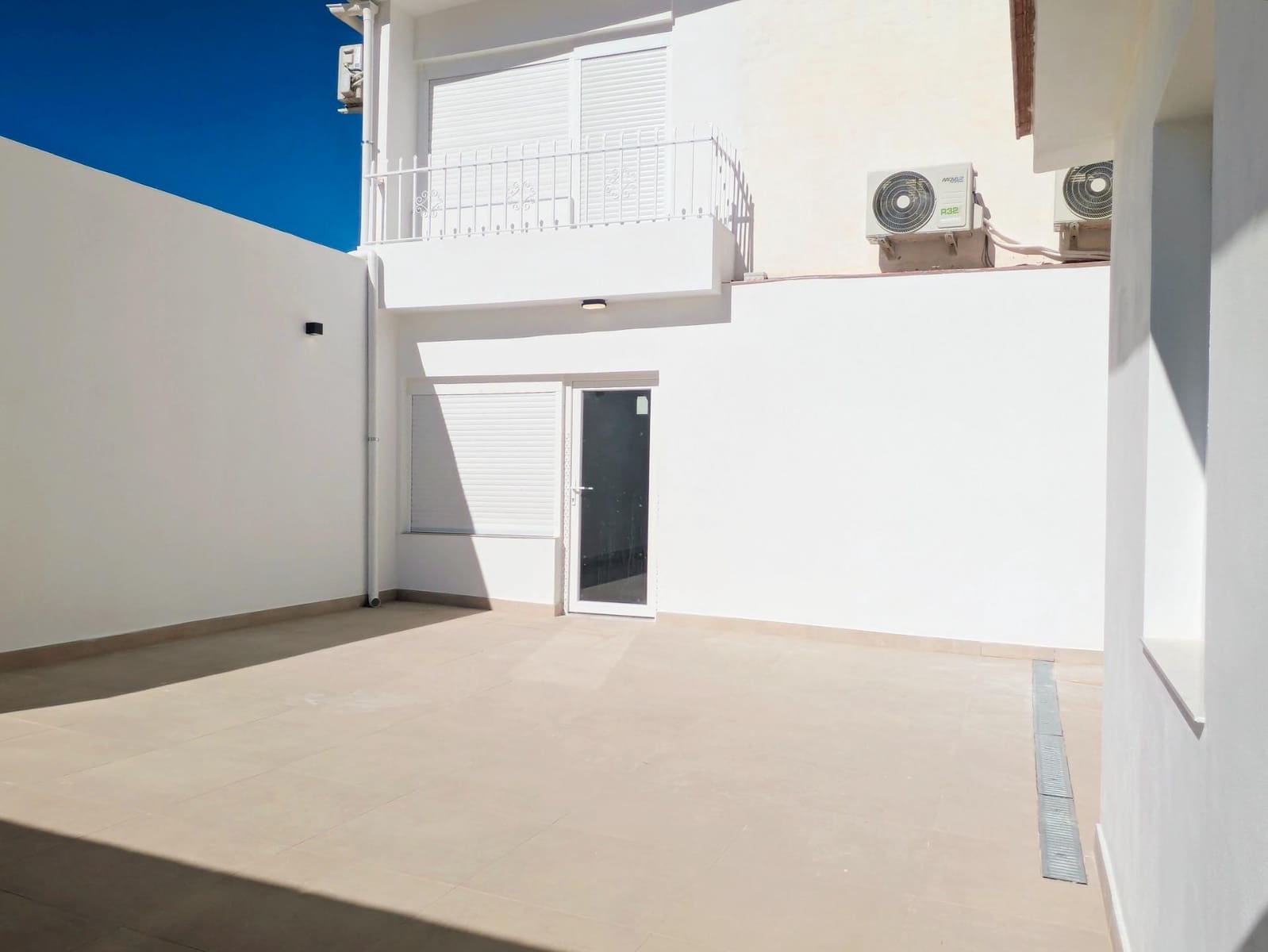 5 soveværelse Villa til salg i Alhaurin el Grande - € 450.000 (Ref: 9236919)