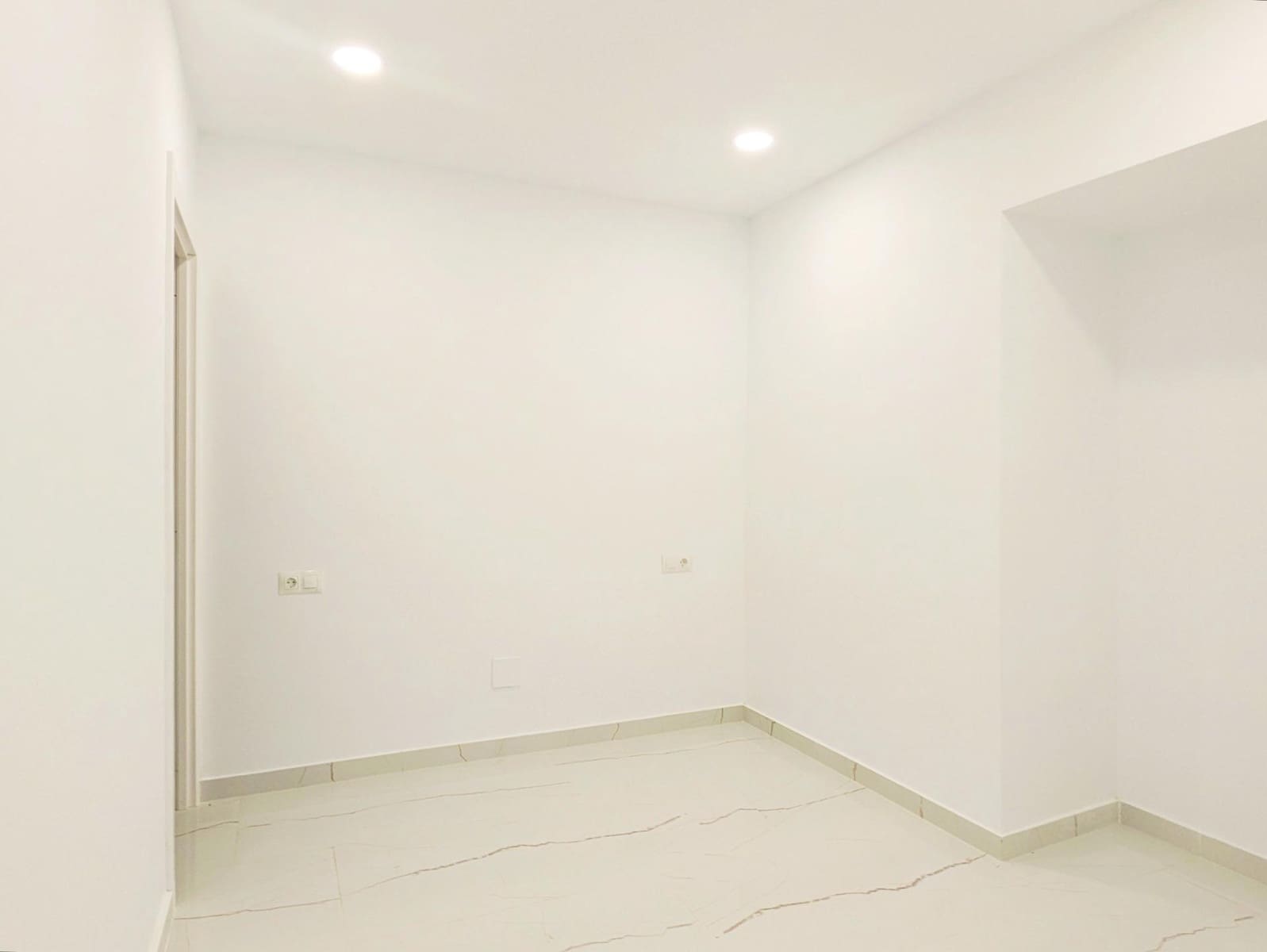 5 soveværelse Villa til salg i Alhaurin el Grande - € 450.000 (Ref: 9236919)