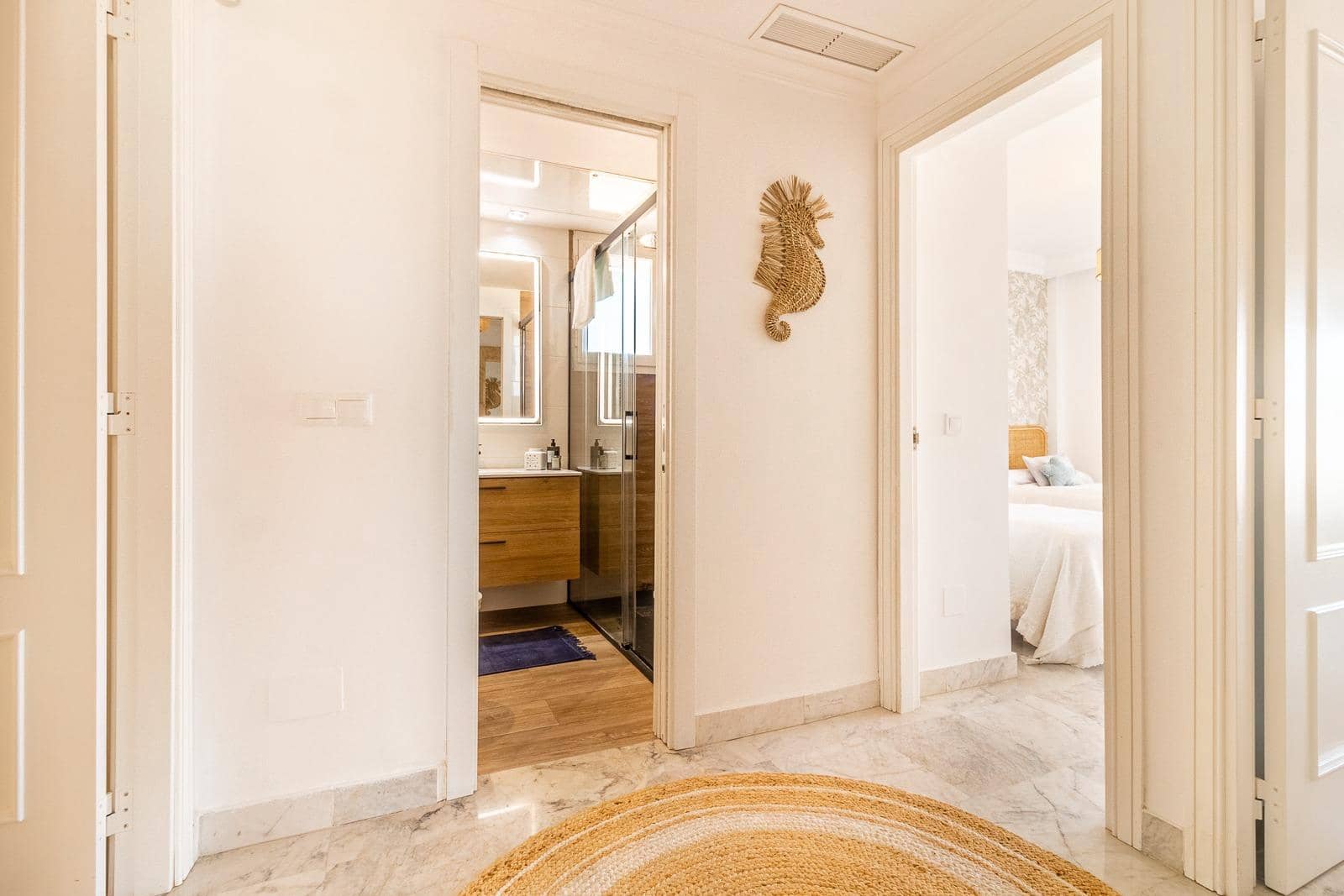 Ático de 3 habitaciones en Marbella en venta con piscina - 2.300.000 € (Ref: 9276360)