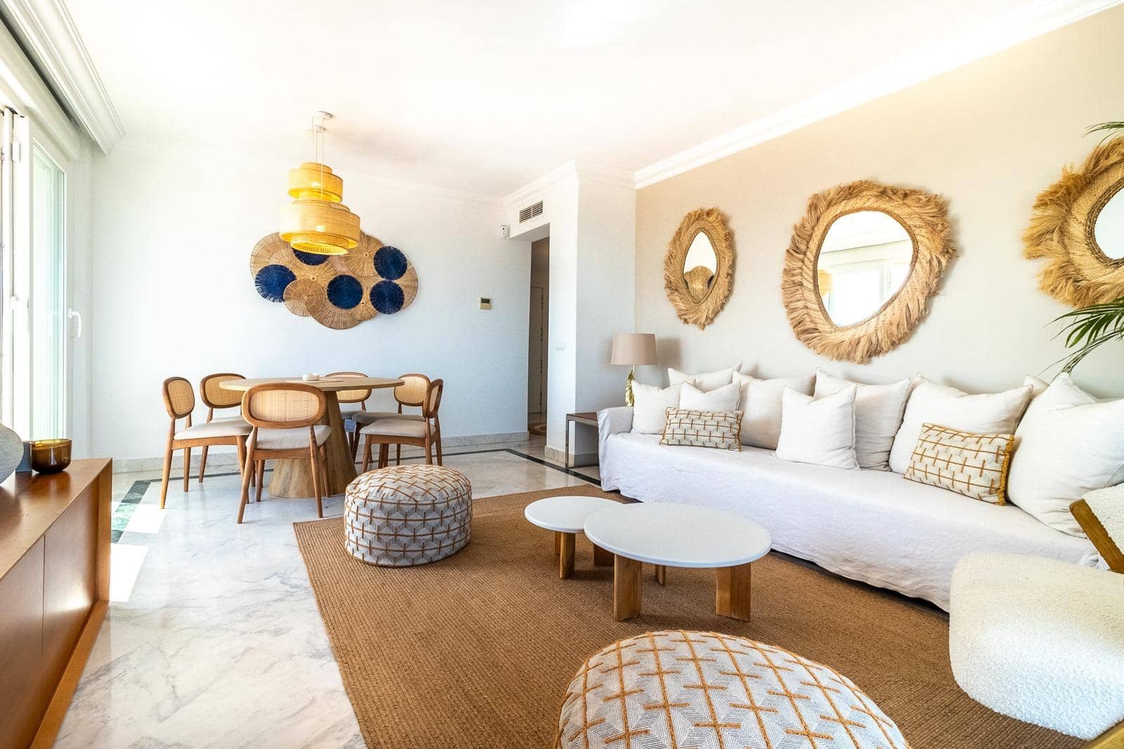 3 bedroom Penthouse for sale in Marbella with pool - € 2,300,000 (Ref: 9276360)