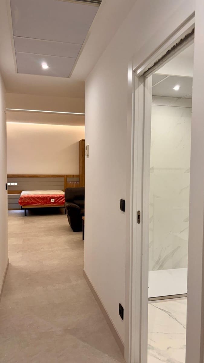 1 soveværelse Studio til leje i Salamanca by - € 750 (Ref: 9285243)