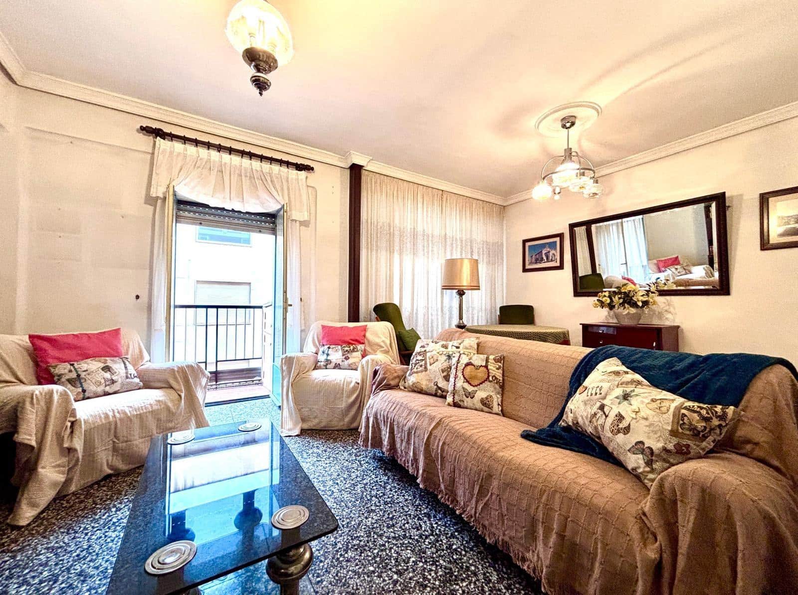 3 slaapkamer Flat te koop in Salamanca stad - € 215.000 (Ref: 9349593)