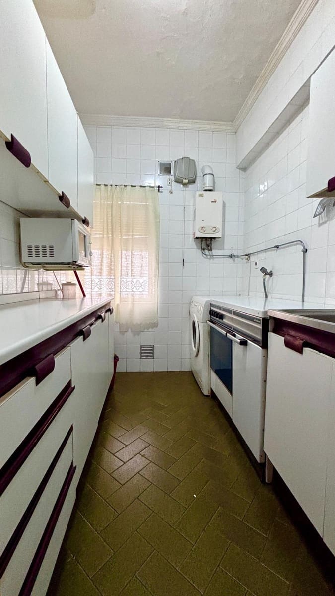 3 bedroom Flat for sale in Salamanca city - € 210,000 (Ref: 9349593)