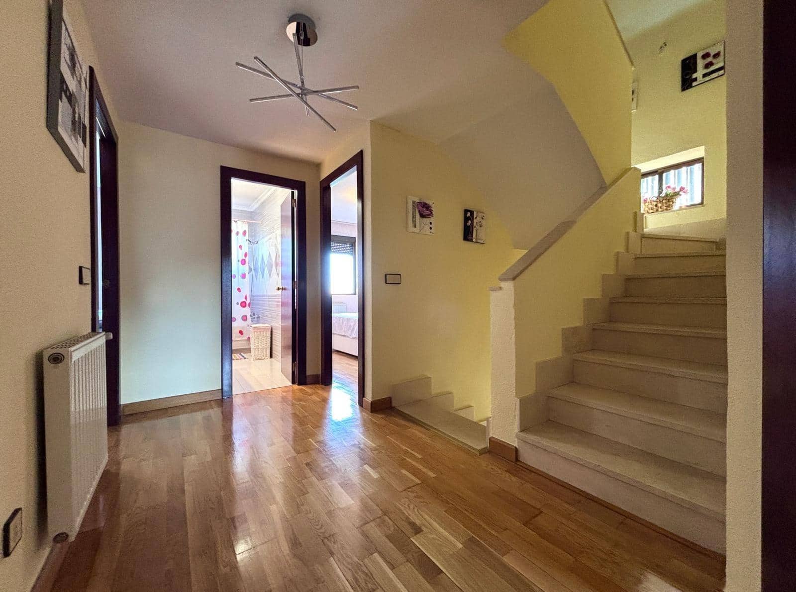 4 soveværelse Villa til salg i Villamayor med swimmingpool garage - € 325.000 (Ref: 9449210)