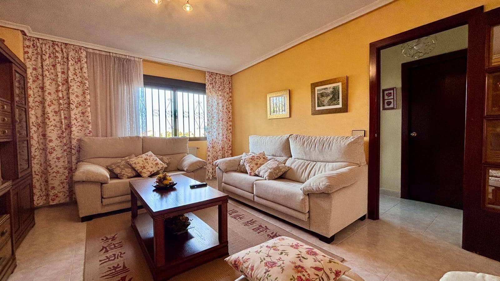 4 soveværelse Villa til salg i Villamayor med swimmingpool garage - € 325.000 (Ref: 9449210)